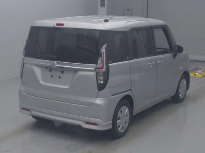 Suzuki SOLIO  с аукциона в Японии