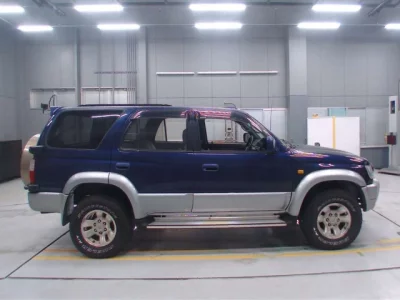 Toyota HILUX SURF  с аукциона в Японии