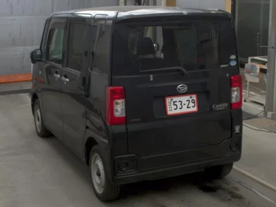 Daihatsu HIJET CADDIE  с аукциона в Японии