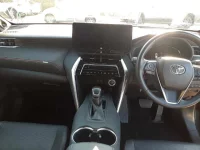 Toyota HARRIER лот № 30266 оценка 4.5  с аукциона в Японии 8