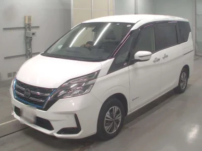 Nissan SERENA  с аукциона в Японии