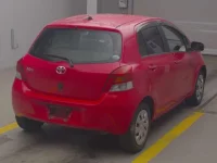 Toyota VITZ лот № 4086 оценка RA  с аукциона в Японии 1