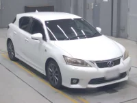 Lexus CT лот № 30270 оценка 4.5  с аукциона в Японии 4