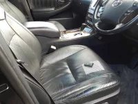 Toyota CROWN лот № 30272 оценка 3  с аукциона в Японии 7