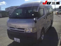 Toyota HIACE VAN лот № 2071 оценка 3.5  с аукциона в Японии 8
