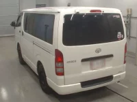 Toyota HIACE VAN лот № 30349 оценка R  с аукциона в Японии 5