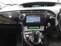 Toyota PRIUS лот № 30355 оценка 4  с аукциона в Японии 8