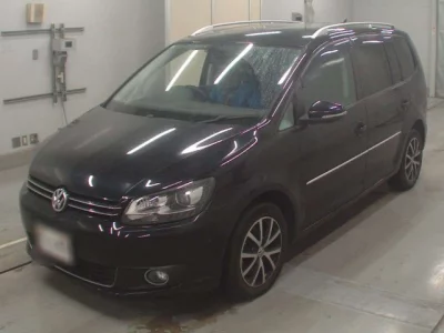 Volkswagen GOLF TOURAN  с аукциона в Японии