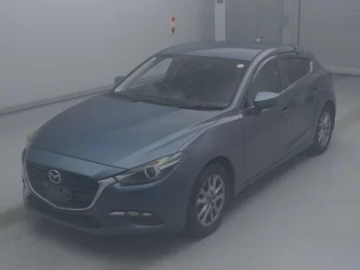 Mazda AXELA  с аукциона в Японии