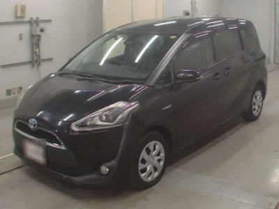 Toyota SIENTA  с аукциона в Японии