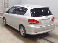 Toyota IPSUM лот № 3332 оценка 3  с аукциона в Японии 5