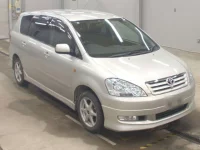 Toyota IPSUM лот № 3332 оценка 3  с аукциона в Японии 4