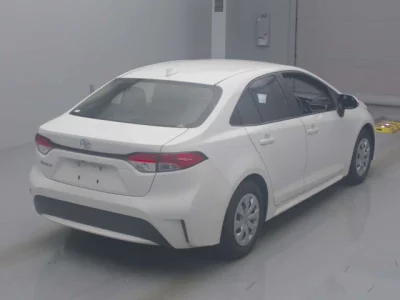 Toyota COROLLA  с аукциона в Японии