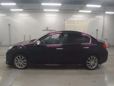 Subaru LEGACY B4  с аукциона в Японии