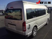 Toyota HIACE лот № 2091 оценка 4  с аукциона в Японии 5