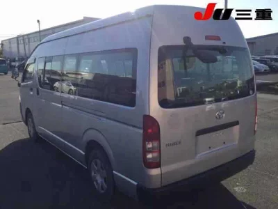 Toyota HIACE  с аукциона в Японии