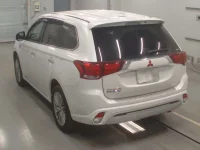 Mitsubishi OUTLANDER PHEV лот № 30394 оценка 4  с аукциона в Японии 5