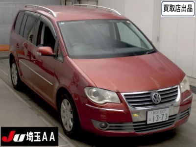 Volkswagen GOLF TOURAN  с аукциона в Японии