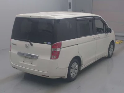 Honda STEP WAGON  с аукциона в Японии