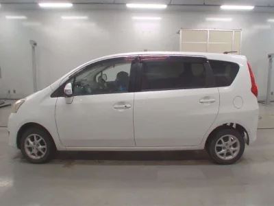Toyota PASSO SETTE