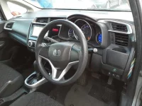 Honda FIT лот № 3369 оценка RA  с аукциона в Японии 6
