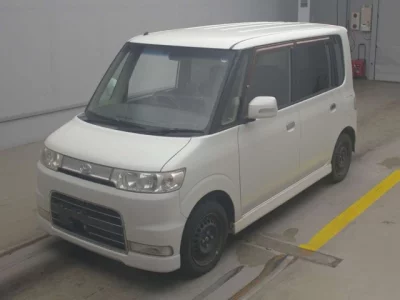 Daihatsu TANTO  с аукциона в Японии
