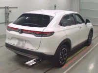 Honda VEZEL лот № 30415 оценка 4  с аукциона в Японии 1