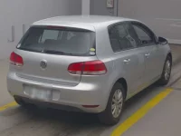 Volkswagen GOLF лот № 4189 оценка 4  с аукциона в Японии 1