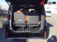 Toyota VELLFIRE лот № 2110 оценка 6  с аукциона в Японии 6