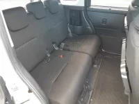 Toyota ROOMY лот № 30342 оценка 4.5  с аукциона в Японии 9