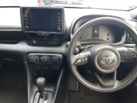 Toyota YARIS лот № 30348 оценка 4.5  с аукциона в Японии 8