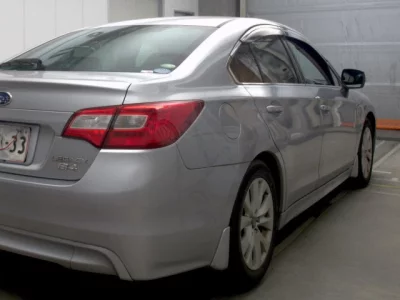 Subaru LEGACY B4  с аукциона в Японии
