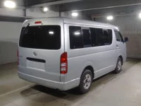 Toyota HIACE лот № 855 оценка 3.5  с аукциона в Японии 1