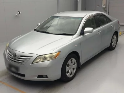 Toyota CAMRY  с аукциона в Японии