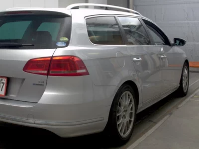 Volkswagen PASSAT VARIANT  с аукциона в Японии