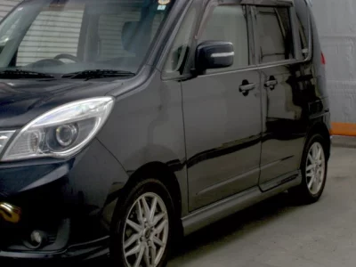 Mitsubishi DELICA D2