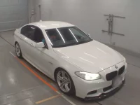 BMW 5-Series лот № 50192 оценка 4  с аукциона в Японии 4