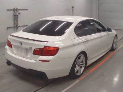 BMW 5-Series  с аукциона в Японии