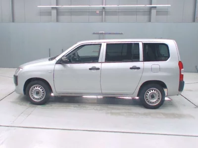 Toyota PROBOX  с аукциона в Японии
