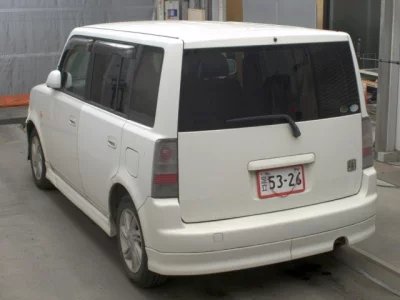 Toyota BB  с аукциона в Японии