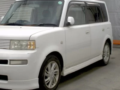 Toyota BB  с аукциона в Японии