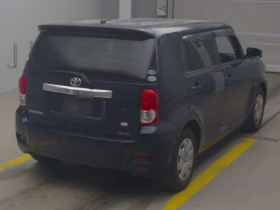 Toyota COROLLA RUMION  с аукциона в Японии