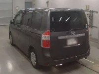 Toyota NOAH лот № 30452 оценка 3.5  с аукциона в Японии 5