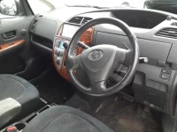 Toyota RACTIS лот № 30374 оценка 3.5  с аукциона в Японии 6