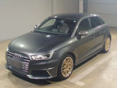 Audi S1