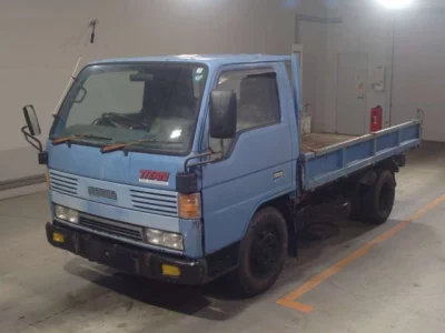 Mazda TITAN  с аукциона в Японии