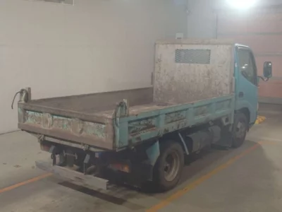 Toyota DYNA  с аукциона в Японии