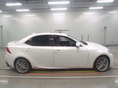 Lexus IS  с аукциона в Японии