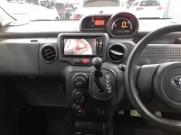 Toyota PORTE лот № 30463 оценка 4  с аукциона в Японии 8