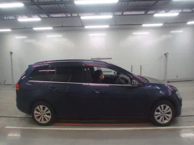 Volkswagen GOLF VARIANT  с аукциона в Японии